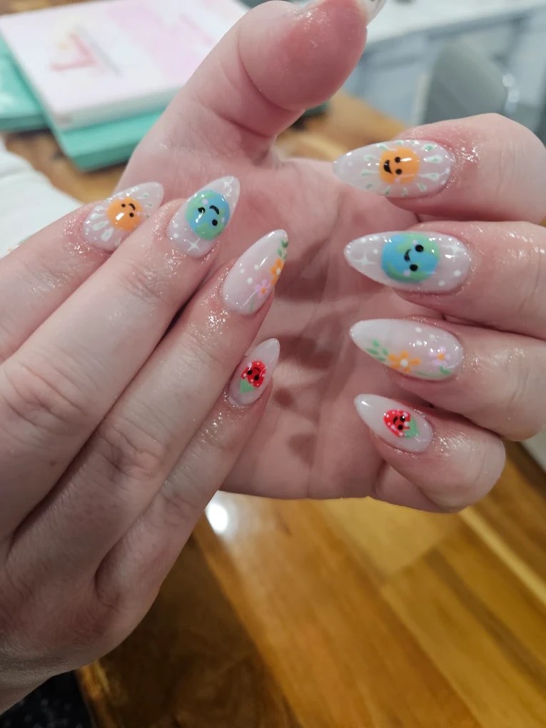 Nail Fill-Ins, Color Refresh & Safe Removal